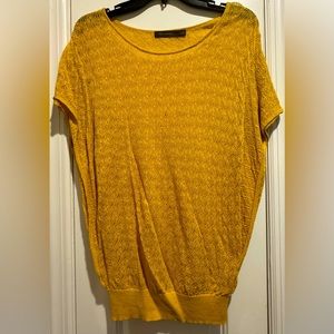 Women’s Limited top